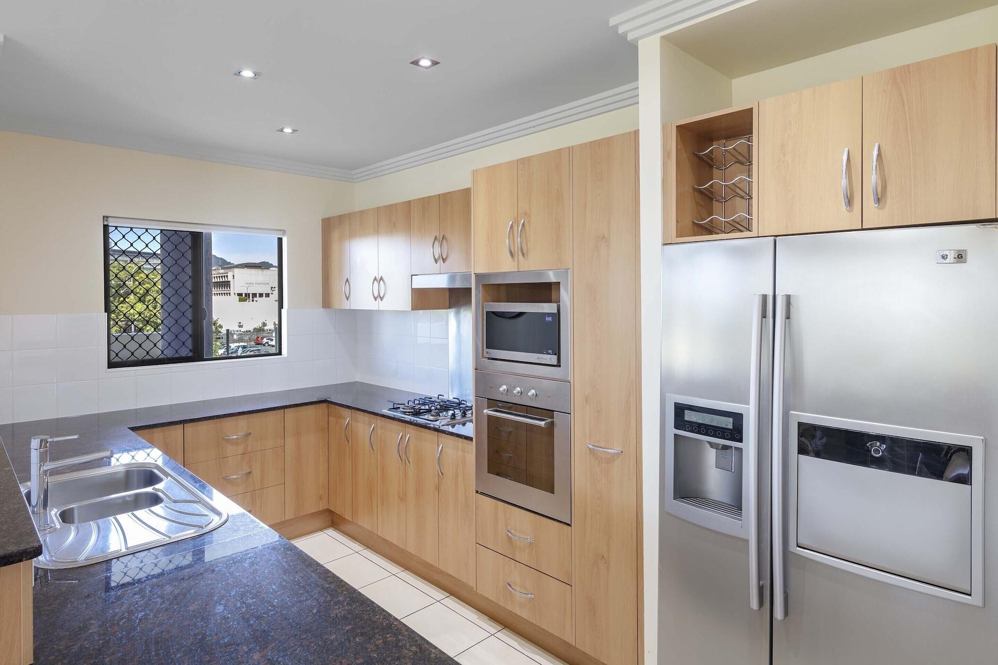 Piermonde Apartments Кернс Екстериор снимка
